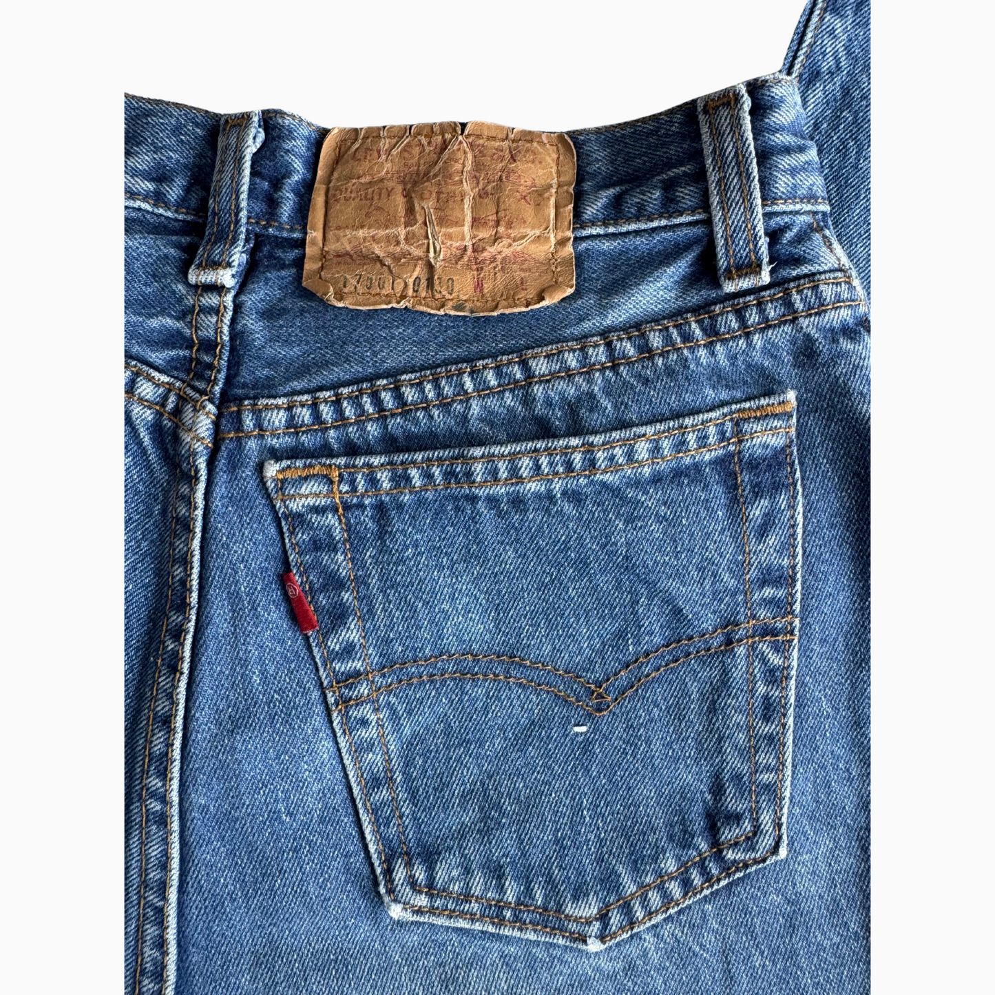Jeans Levi's® 501® for women - Made in USA - taille C28 (EU36)