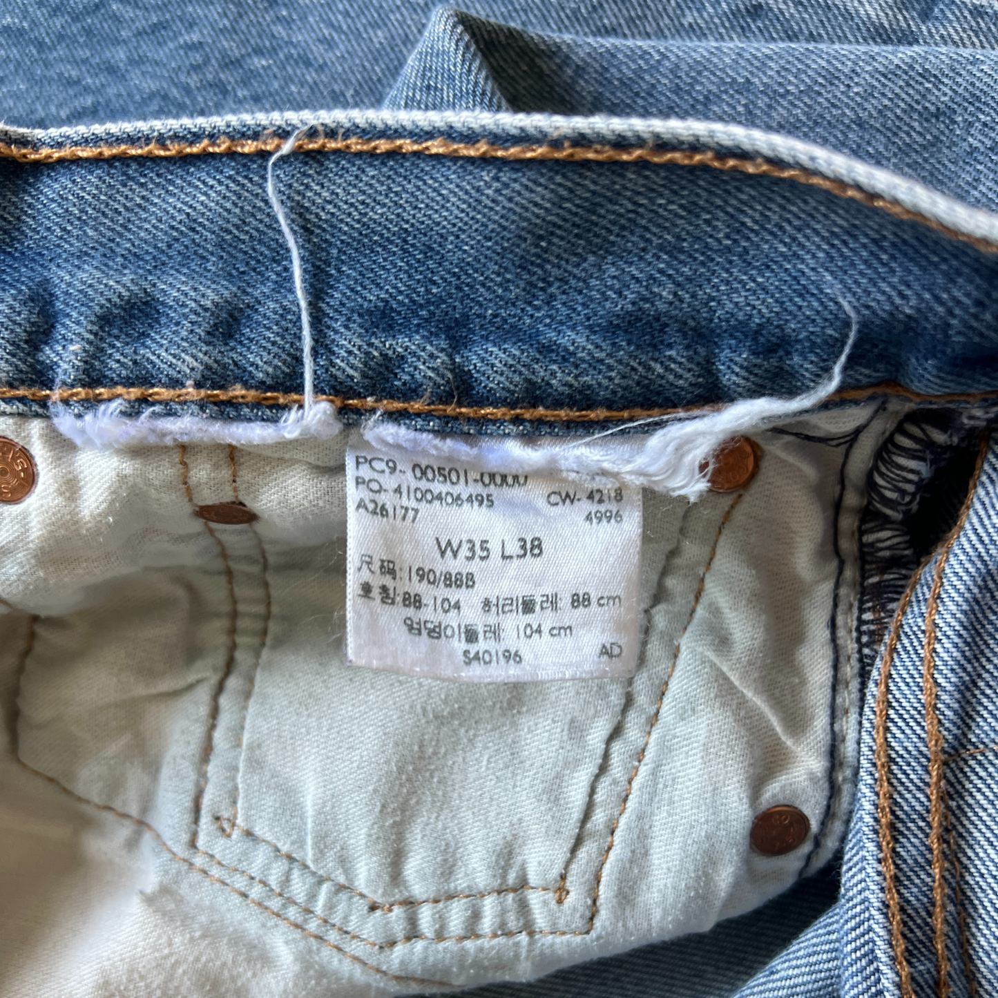 Jeans Levi's® 501® pour hommes Bleu - taille W35 L38