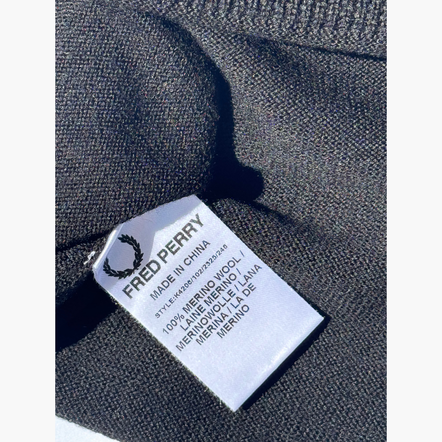 Pull FRED PERRY 100% laine mérinos - taille S